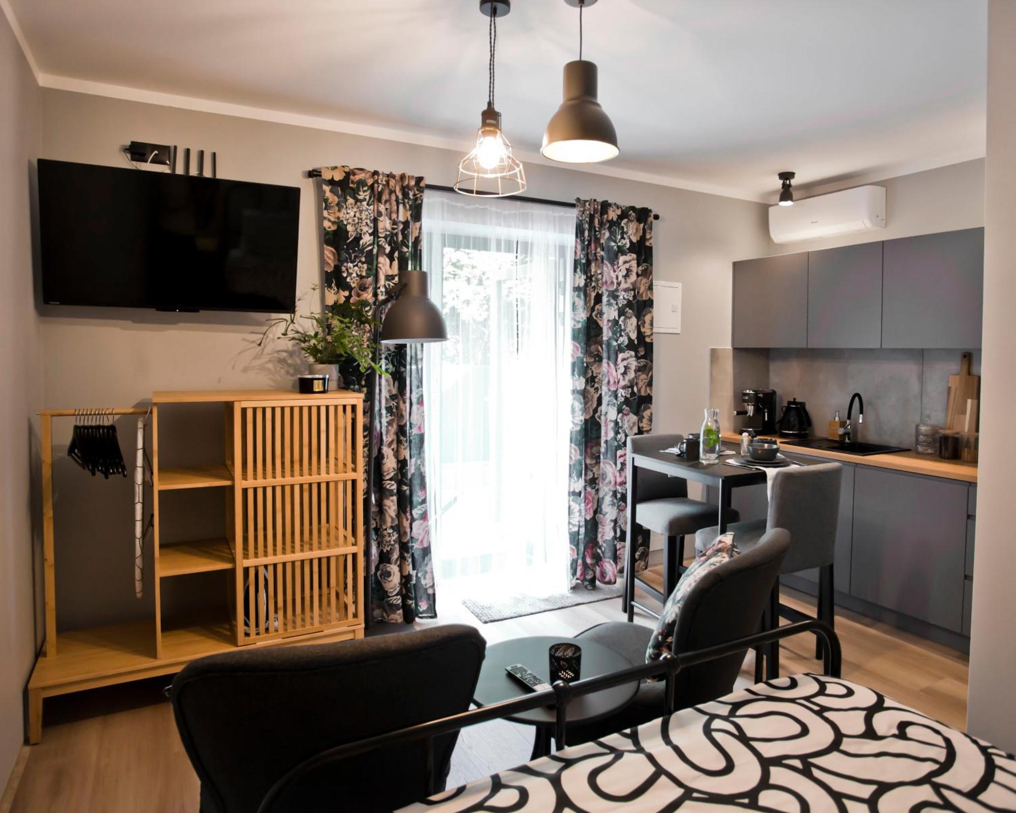 Balaton Apartamenty トシェビニャ エクステリア 写真